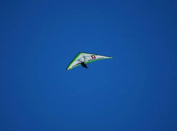Hang glider