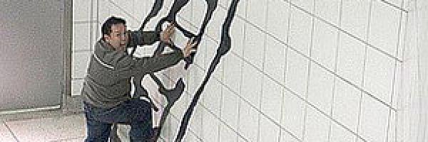 Perspective art at a subway