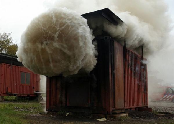 Backdraftdemonstratie in Zweden